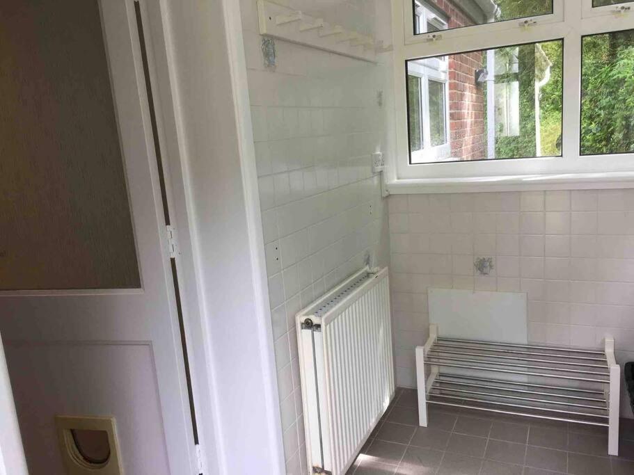 Bright And Spacious Annex Near Lymington With Private Garden Exterior photo